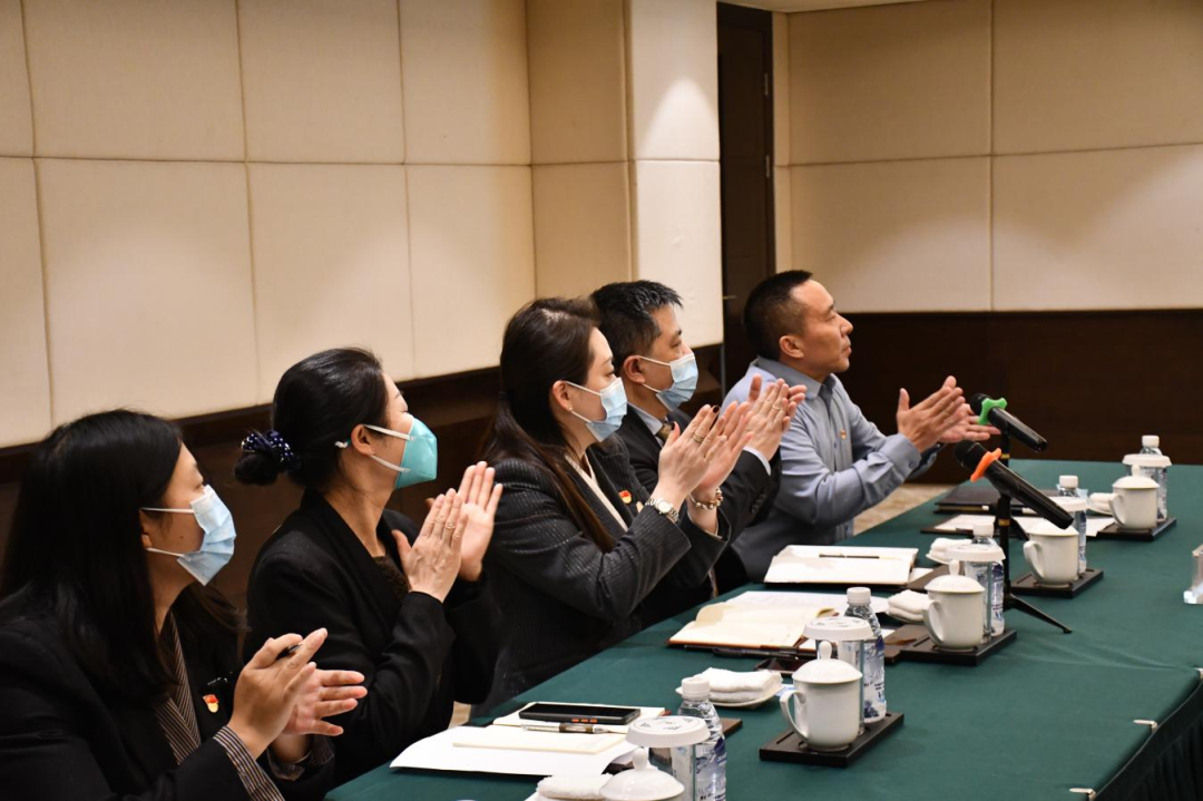 820f6daf-9486-4bf7-a3bb-e1c74598ef73 820f6daf-9486-4bf7-a3bb-e1c74598ef73