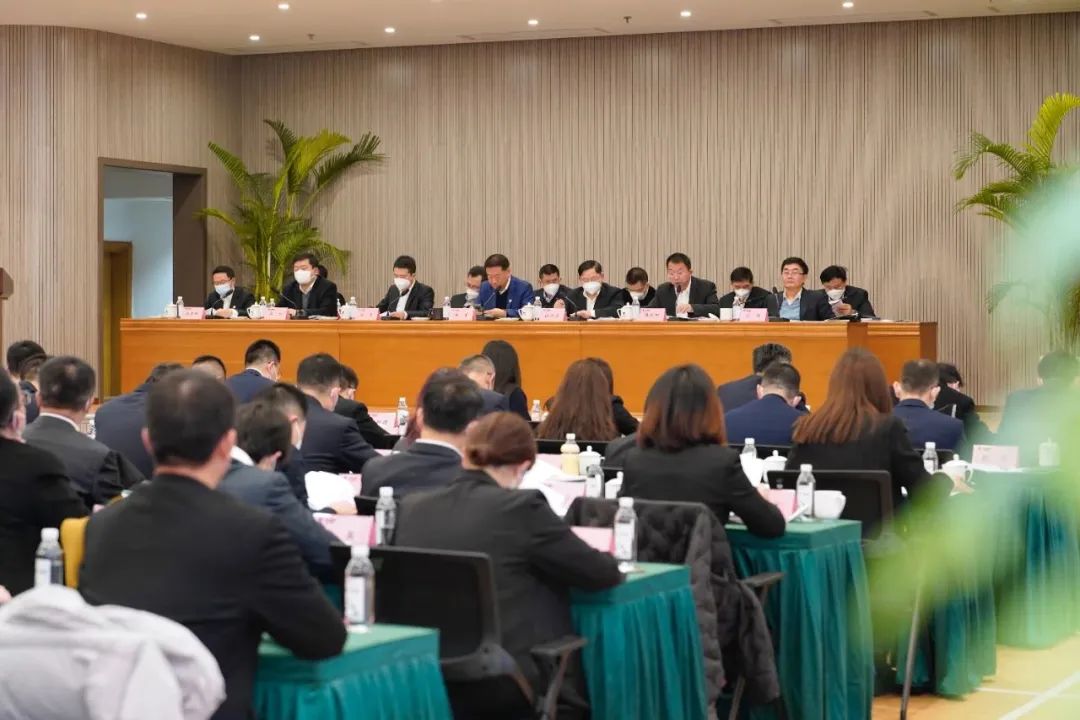 f45c8596-d33b-418e-ad9b-684cfb9bbac5 f45c8596-d33b-418e-ad9b-684cfb9bbac5