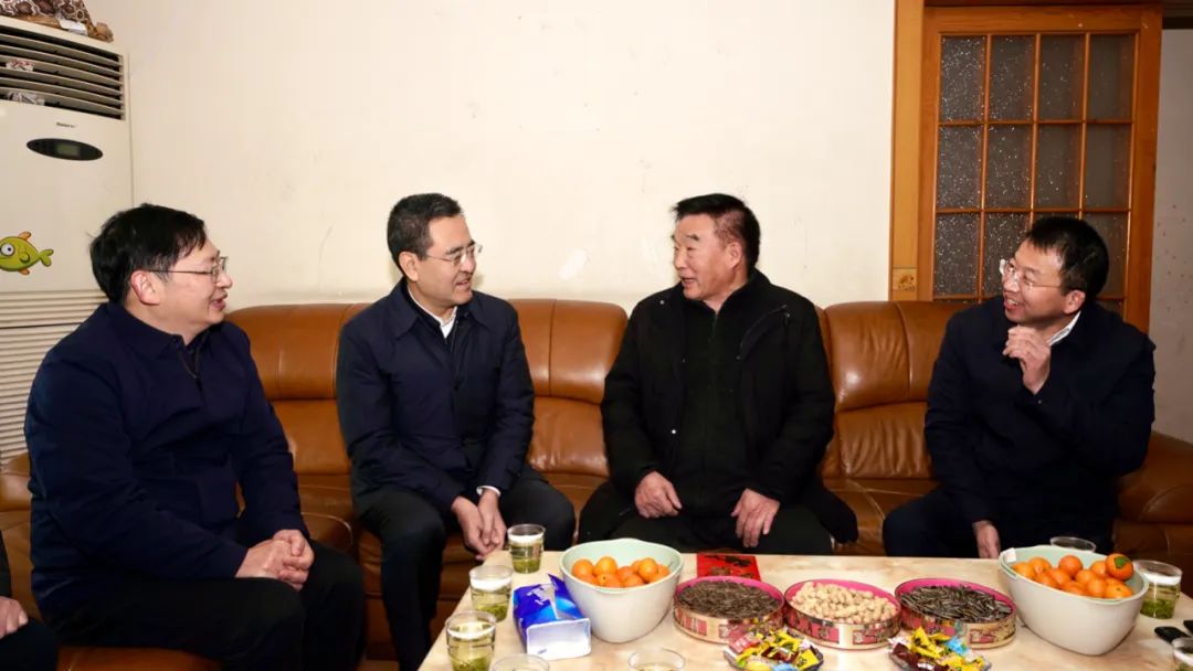 32dc080c-b943-4c3b-b57f-5be6d46e3a55 32dc080c-b943-4c3b-b57f-5be6d46e3a55