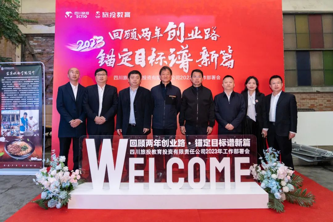 fbf93962-84c2-4b89-af7f-1577b75415a6 fbf93962-84c2-4b89-af7f-1577b75415a6