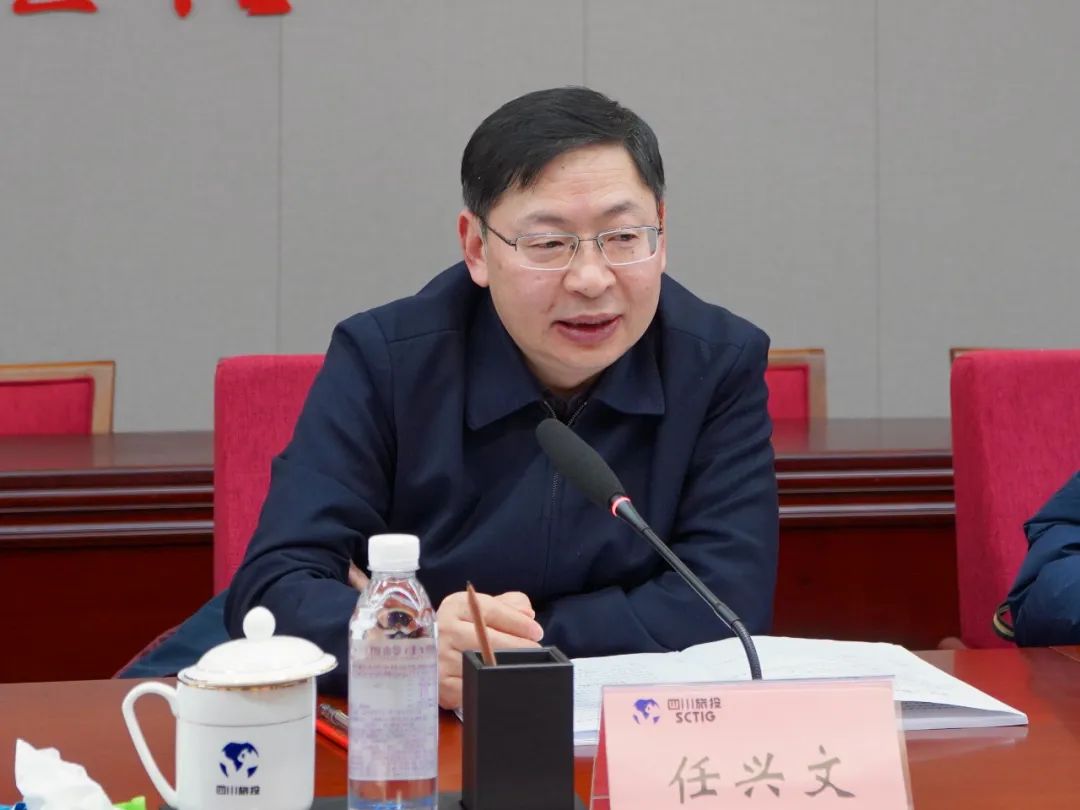 b7c63d05-f0e4-4f63-b5b1-3fc4abd1d7fd b7c63d05-f0e4-4f63-b5b1-3fc4abd1d7fd