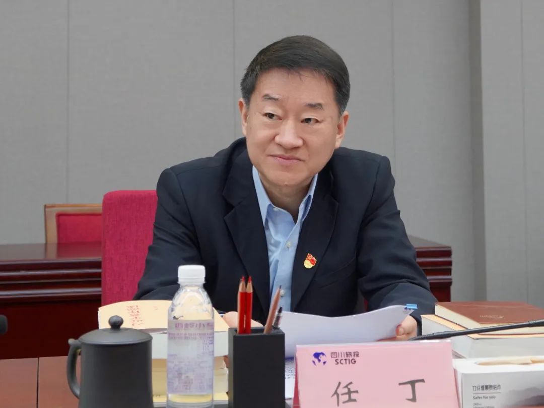 e6bc079d-7126-4e51-8830-9af9cd0a20f3 e6bc079d-7126-4e51-8830-9af9cd0a20f3