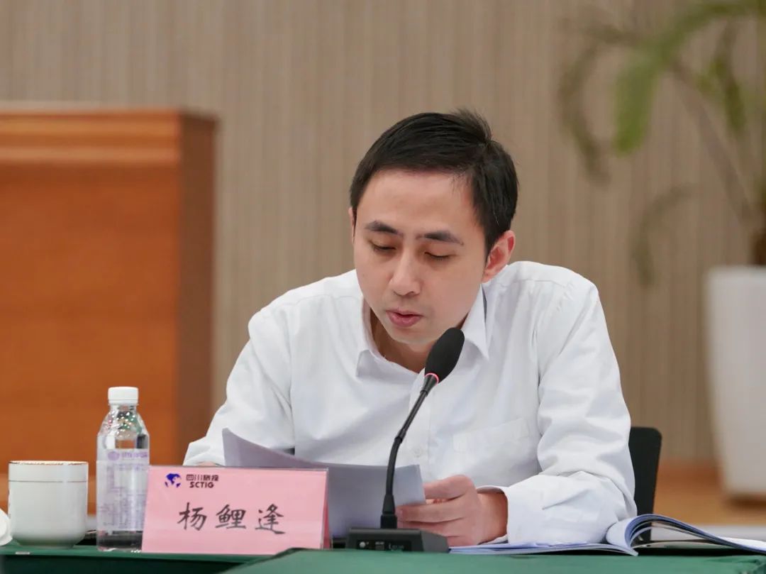 8ae8ec0f-4930-478c-8308-1b2334dc881a 8ae8ec0f-4930-478c-8308-1b2334dc881a