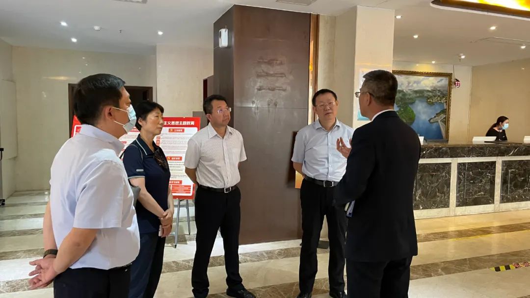 21d1d4f9-ebb4-4e10-abbb-a667353e7497 21d1d4f9-ebb4-4e10-abbb-a667353e7497