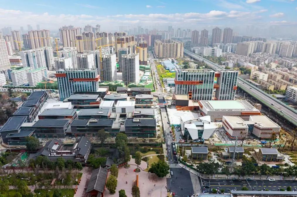 e6bb5648-2e2d-40c9-9f37-c04b7fd42a56 e6bb5648-2e2d-40c9-9f37-c04b7fd42a56