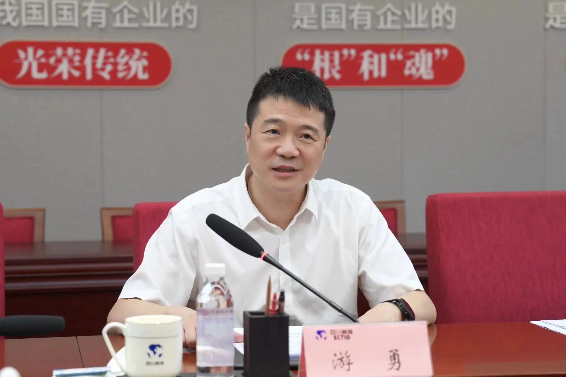 fef49237-ddd7-4ea8-9530-6e4b80027c53 fef49237-ddd7-4ea8-9530-6e4b80027c53