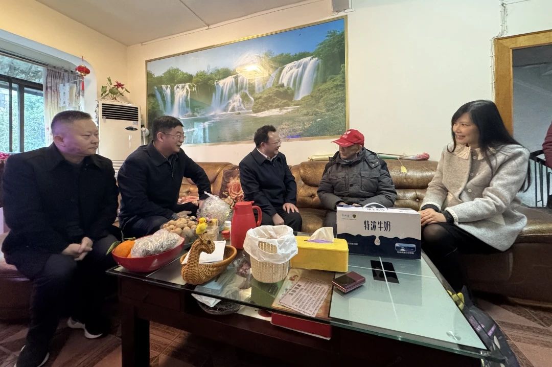 c477f5ea-11b1-4f4b-8116-b69ce8271d0a c477f5ea-11b1-4f4b-8116-b69ce8271d0a