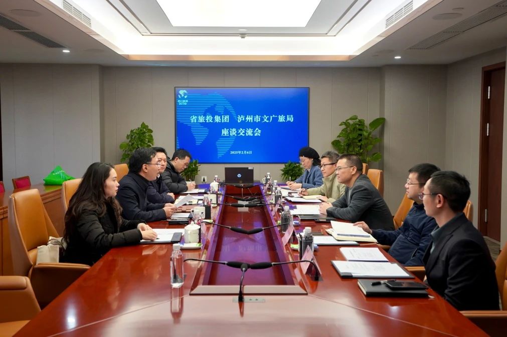 000c7e80-7c9f-41a7-ac49-8a7707128583 000c7e80-7c9f-41a7-ac49-8a7707128583