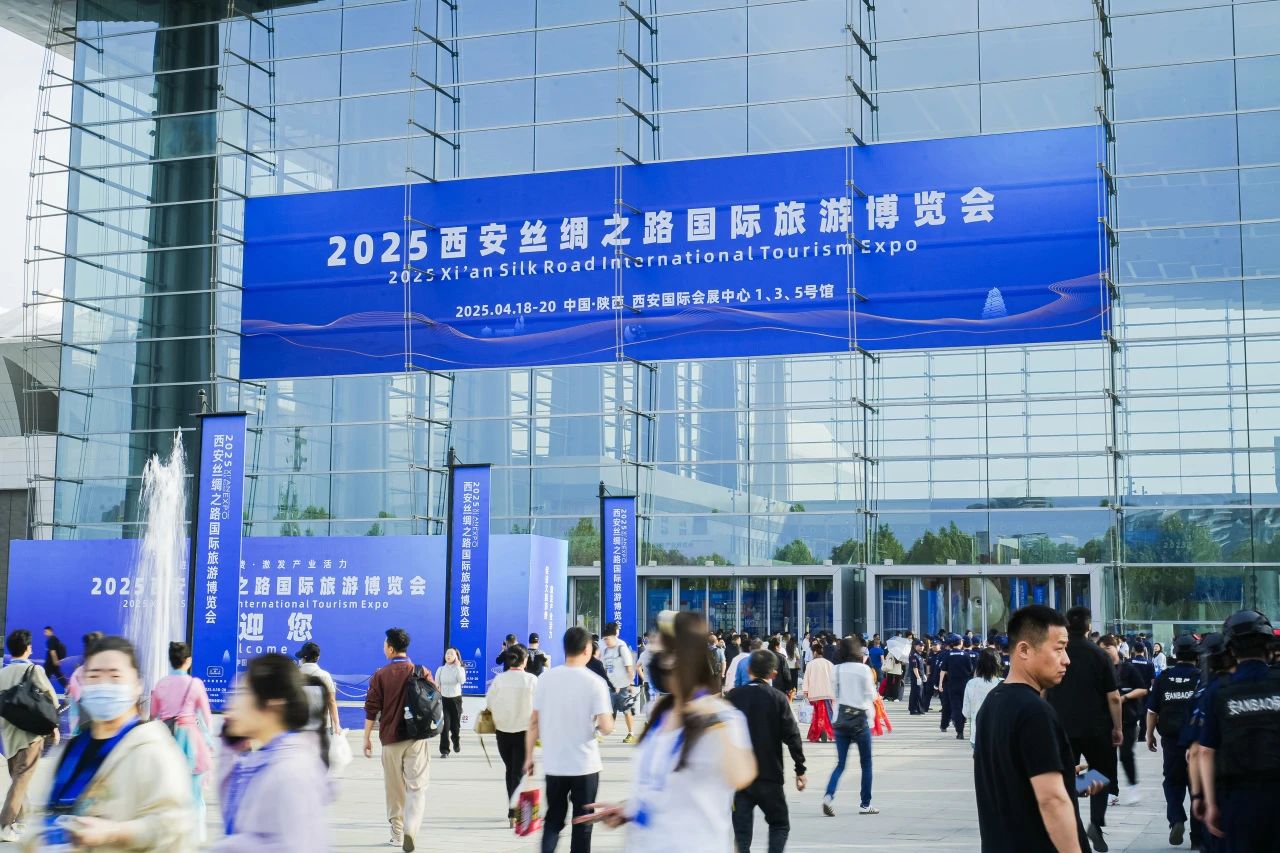 7499207e-4b00-43b5-a07e-cb3c31ebe272 7499207e-4b00-43b5-a07e-cb3c31ebe272