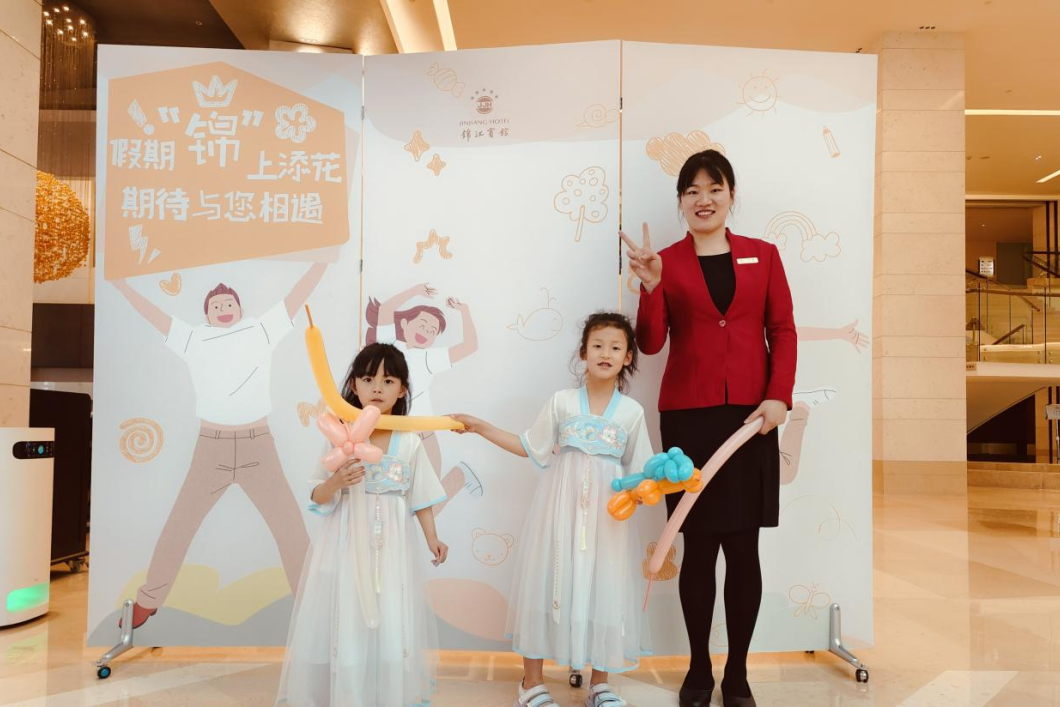 559702f4-01cf-4b55-9b14-ef02fd55fa3d 559702f4-01cf-4b55-9b14-ef02fd55fa3d