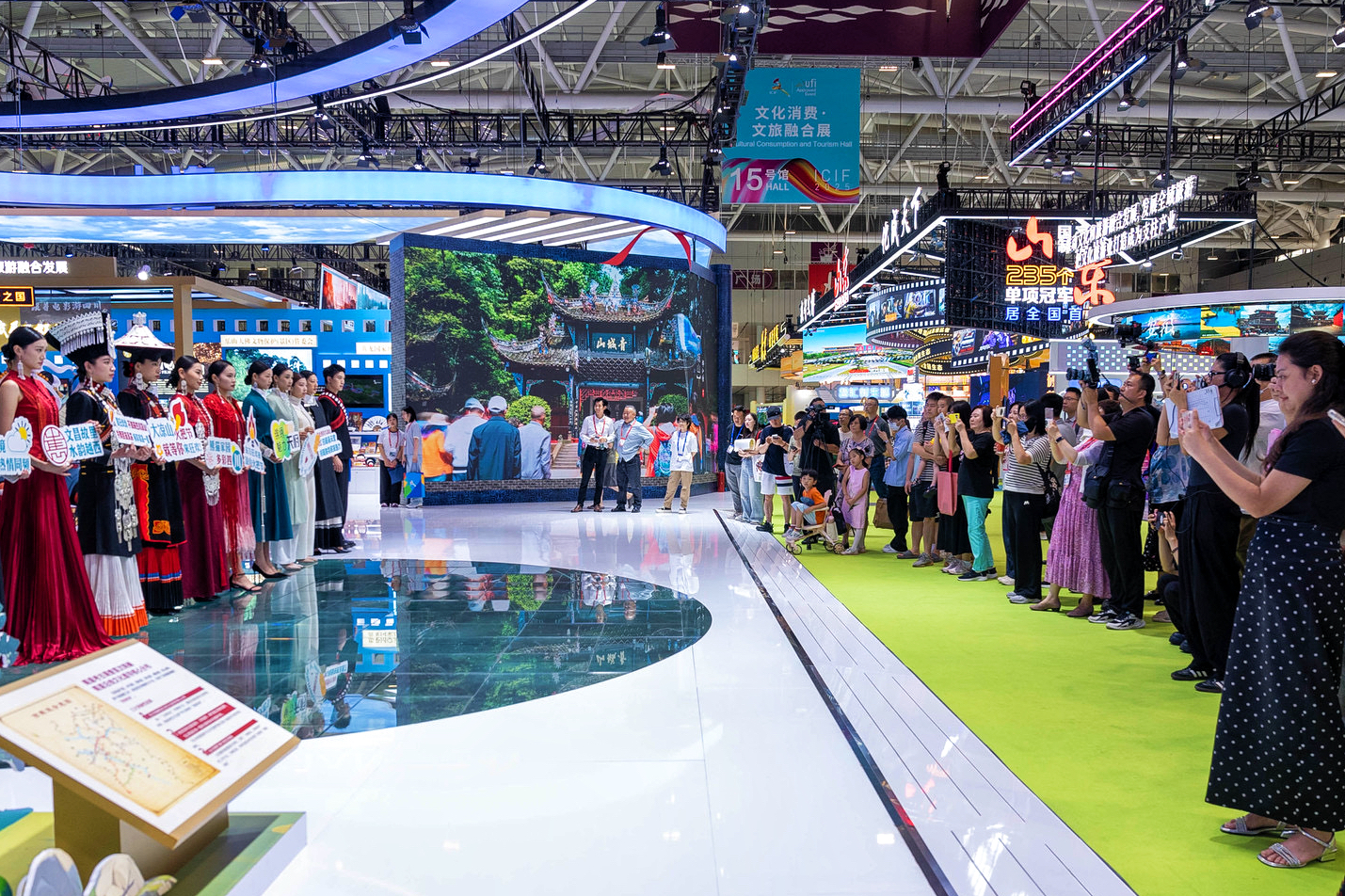 8a13886d-33da-4dd4-8c55-61893bec83ce 8a13886d-33da-4dd4-8c55-61893bec83ce