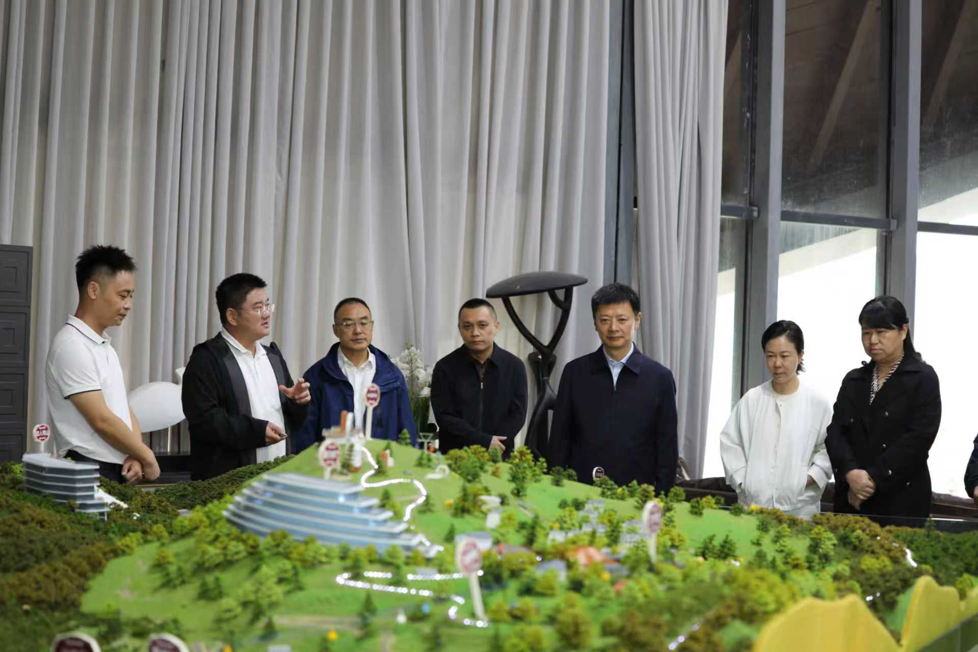 ee6e989a-fe13-4b42-b034-a62edfe54a9d